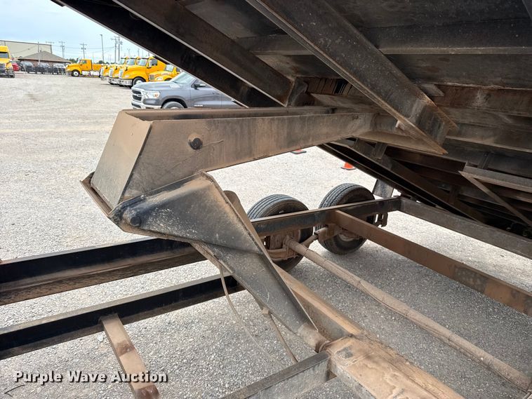 image for item ET6357 2007 Horse Creek Manufacturing dump trailer