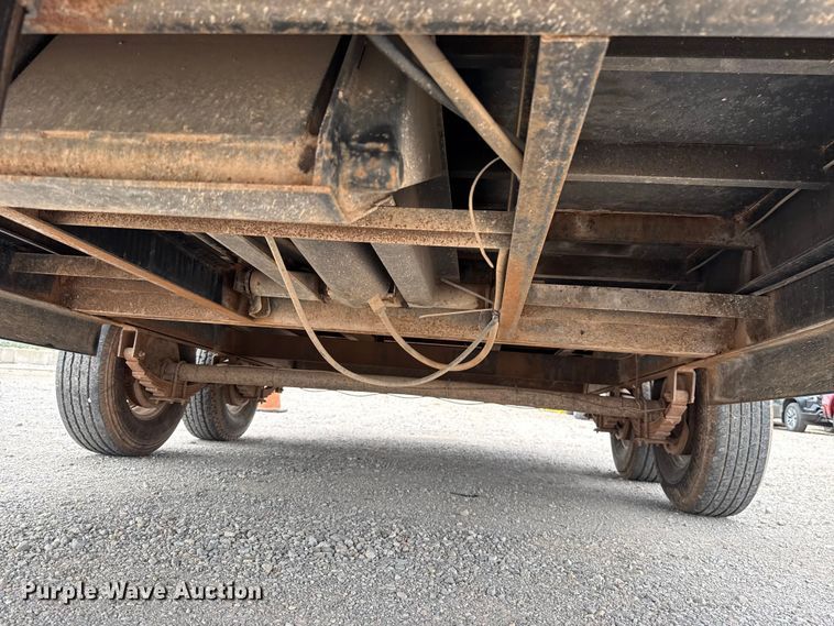 image for item ET6357 2007 Horse Creek Manufacturing dump trailer
