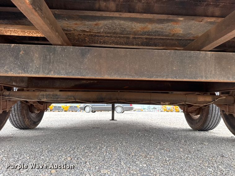 image for item ET6357 2007 Horse Creek Manufacturing dump trailer