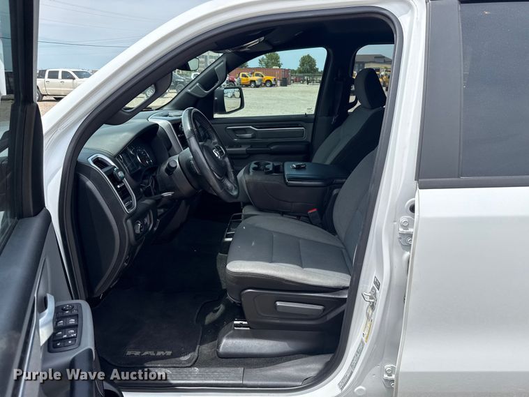 image for item ET6360 2023 Ram 1500 Crew Cab pickup truck