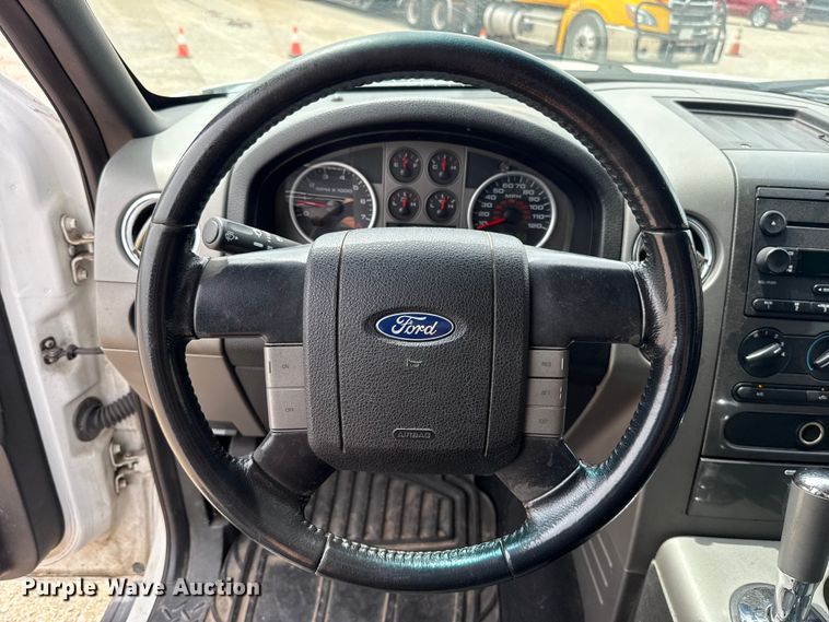 image for item ET6361 2007 Ford F150 Crew Cab pickup truck