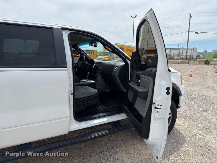 image for item ET6361 2007 Ford F150 Crew Cab pickup truck