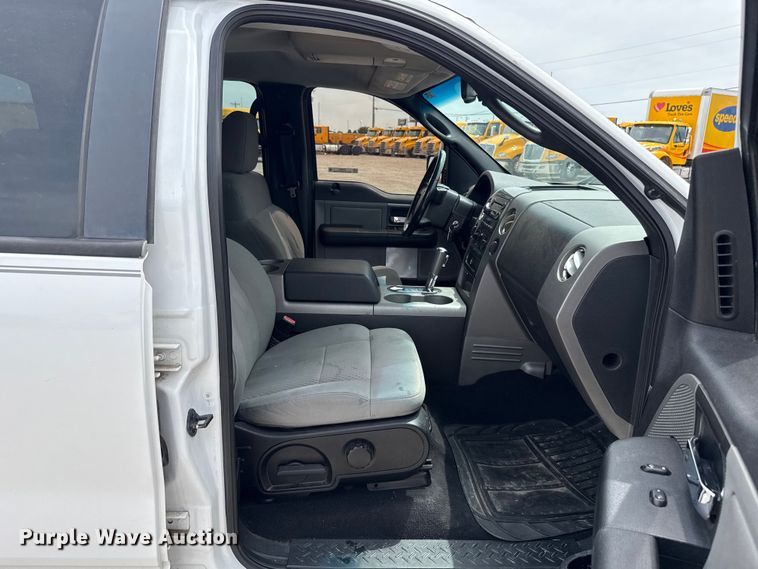 image for item ET6361 2007 Ford F150 Crew Cab pickup truck
