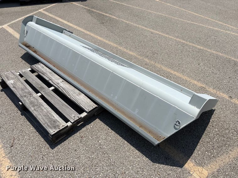 image for item EU0607 Knapheide headache rack