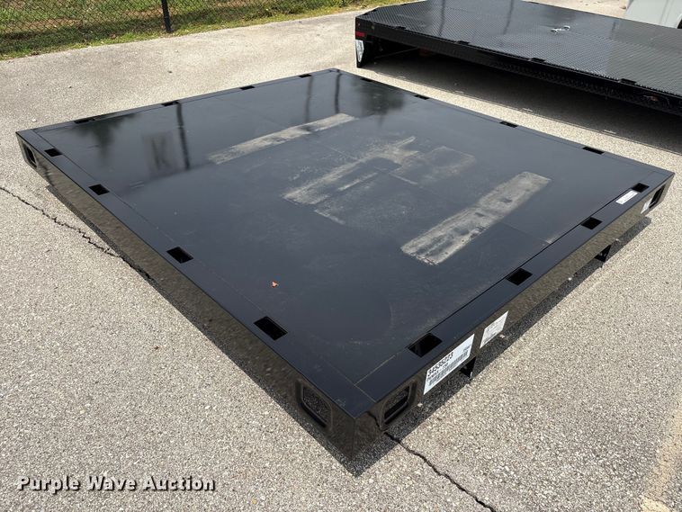 image for item EU0615 Knapheide PVMXS -738 flatbed