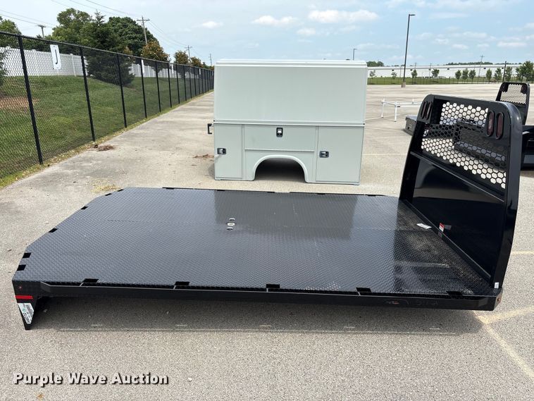 image for item EU0616 Knapheide PGTB-116-MD flatbed
