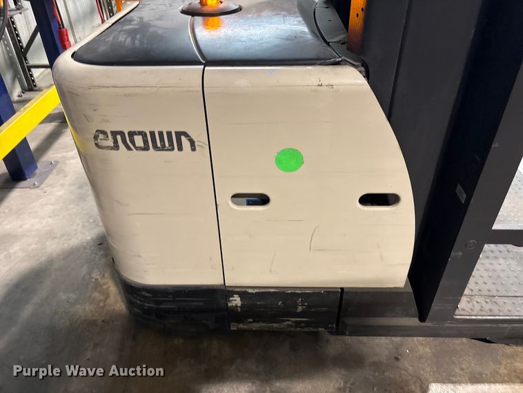 image for item EU0654 2018 Crown SP3520-30 order picker