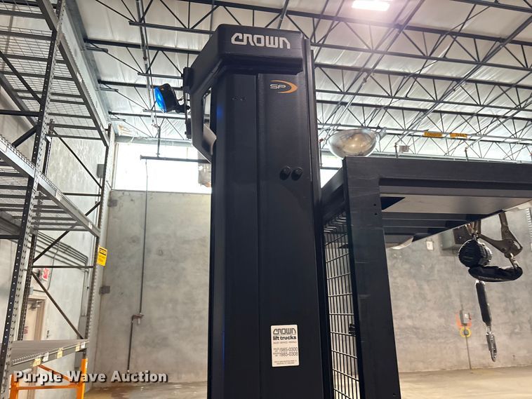 image for item EU0654 2018 Crown SP3520-30 order picker