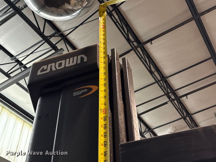 image for item EU0655 2019 Crown SP3520-30 order picker