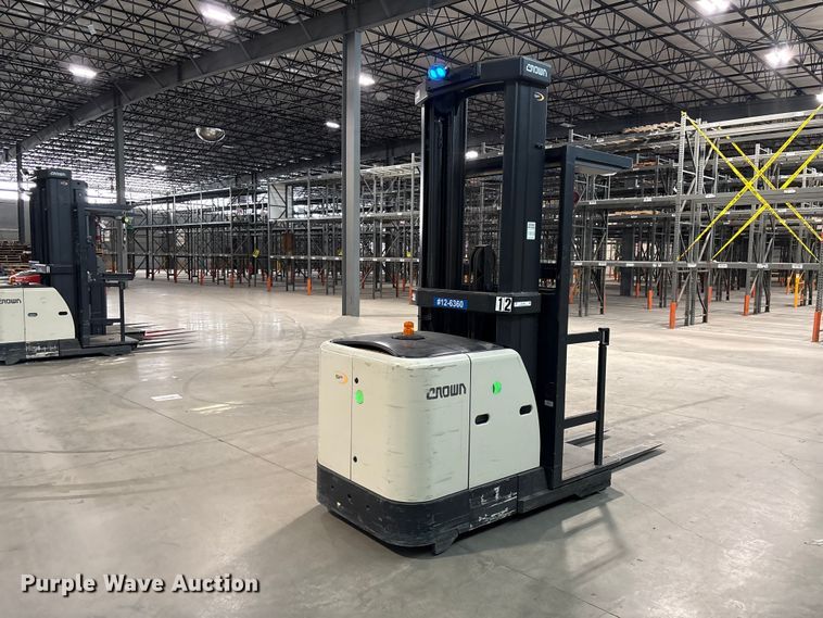 image for item EU0656 2018 Crown SP3520-30 order picker