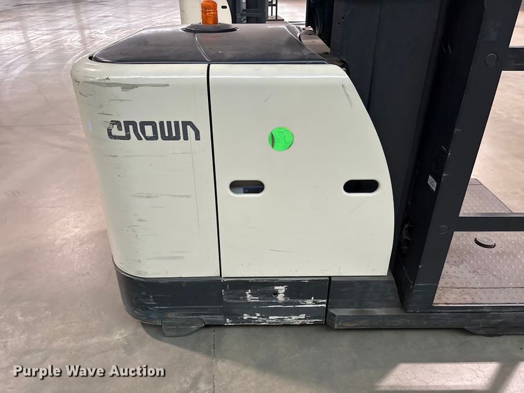 image for item EU0656 2018 Crown SP3520-30 order picker