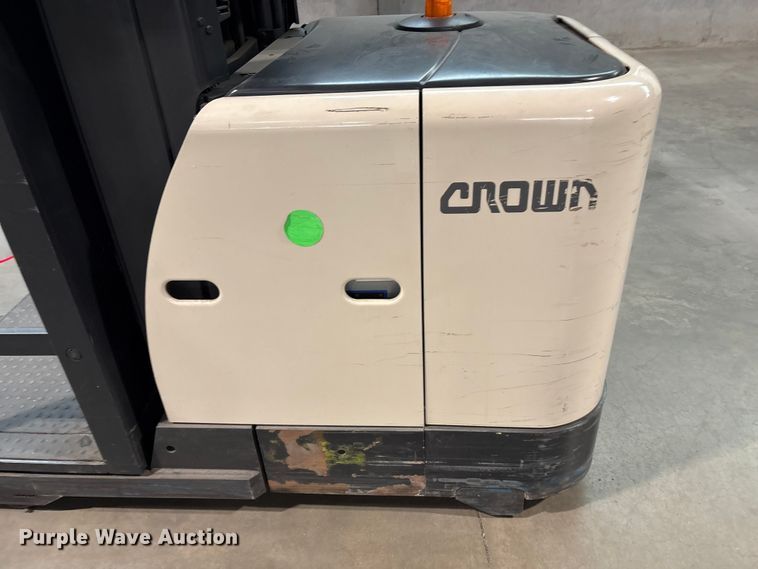 image for item EU0656 2018 Crown SP3520-30 order picker