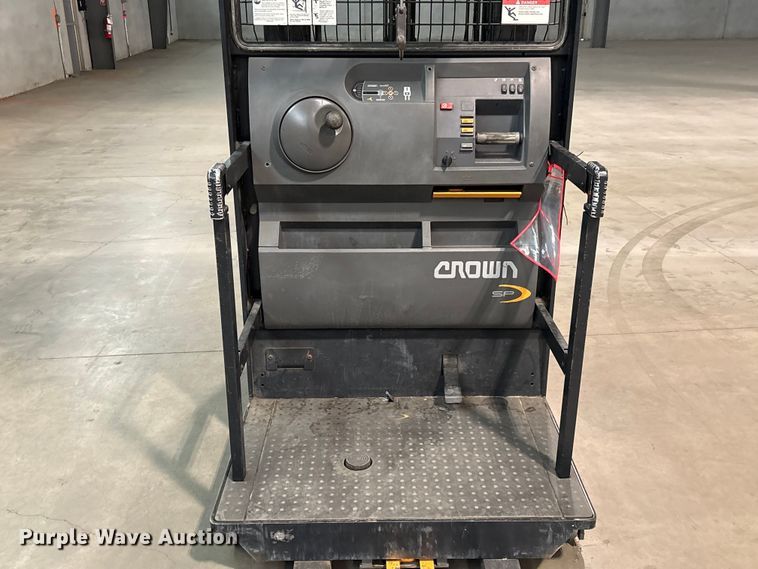 image for item EU0656 2018 Crown SP3520-30 order picker