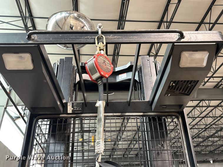 image for item EU0656 2018 Crown SP3520-30 order picker