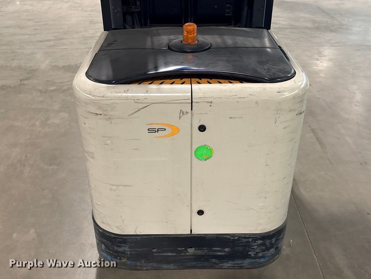 image for item EU0657 2018 Crown SP3520-30 order picker
