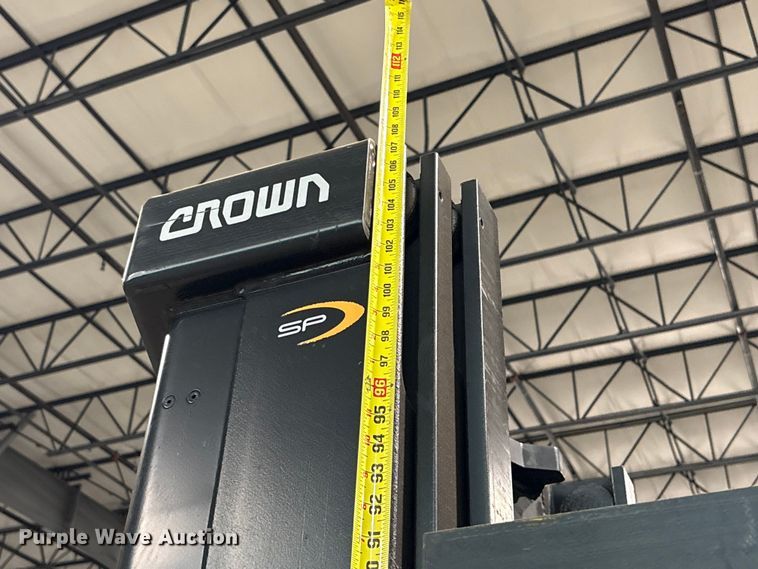 image for item EU0657 2018 Crown SP3520-30 order picker