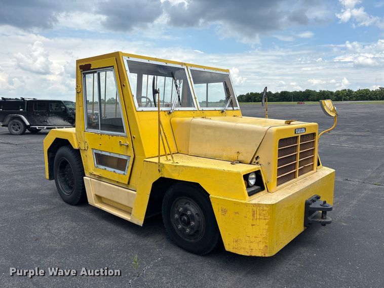 image for item EU5608 Toyota air craft tug