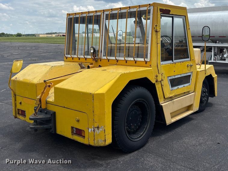 image for item EU5608 Toyota air craft tug