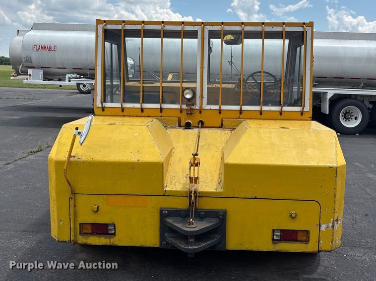 image for item EU5608 Toyota air craft tug