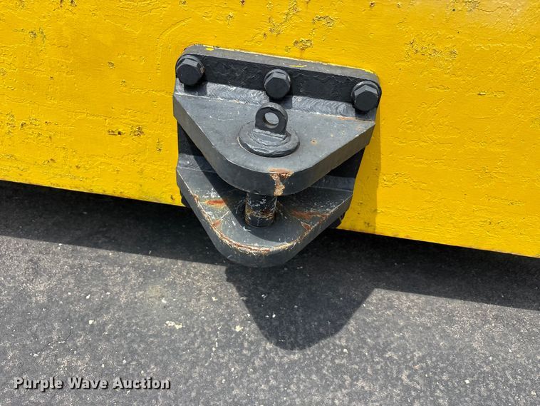image for item EU5608 Toyota air craft tug