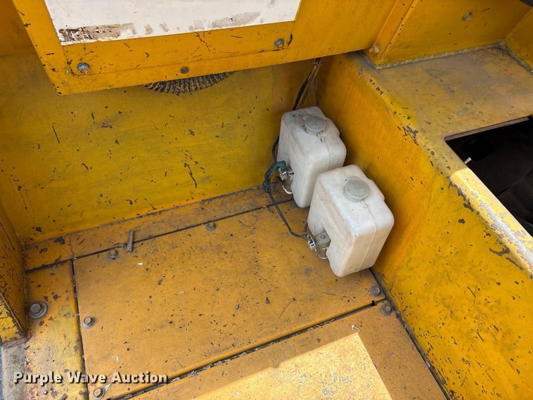 image for item EU5608 Toyota air craft tug