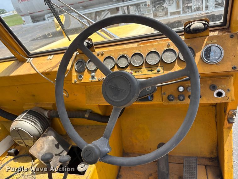 image for item EU5608 Toyota air craft tug