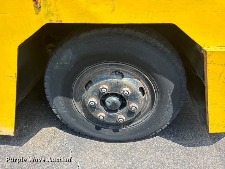 image for item EU5608 Toyota air craft tug