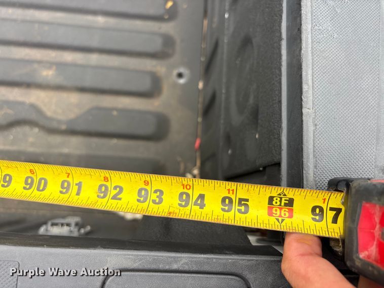 image for item EU5699 Pickup truck bed