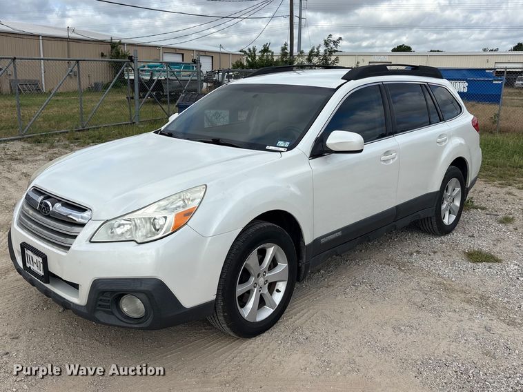 image for item EU5703 2013 Subaru Outback SUV