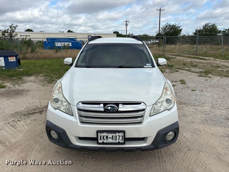 image for item EU5703 2013 Subaru Outback SUV