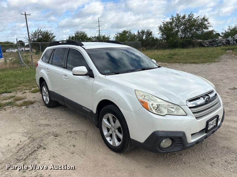 image for item EU5703 2013 Subaru Outback SUV