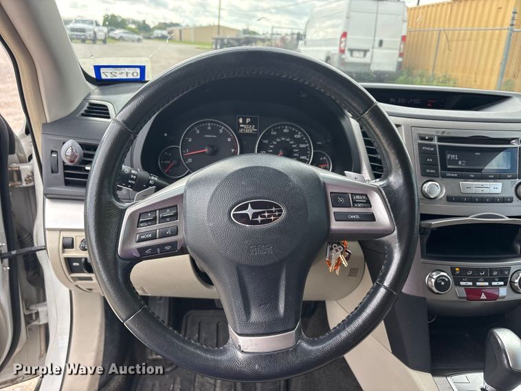 image for item EU5703 2013 Subaru Outback SUV