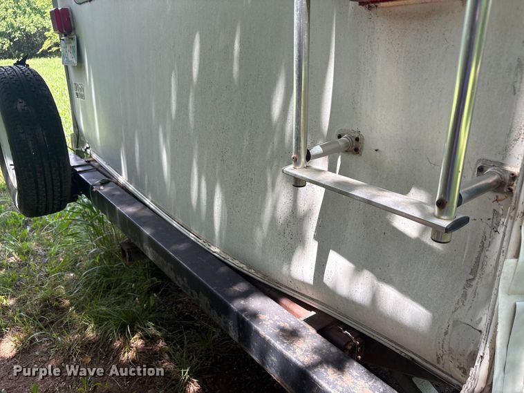 image for item EU5717 2005 Wanderer by MVP RV Inc camper