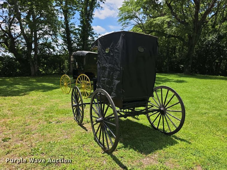 image for item EV2270 Moline horse buggy