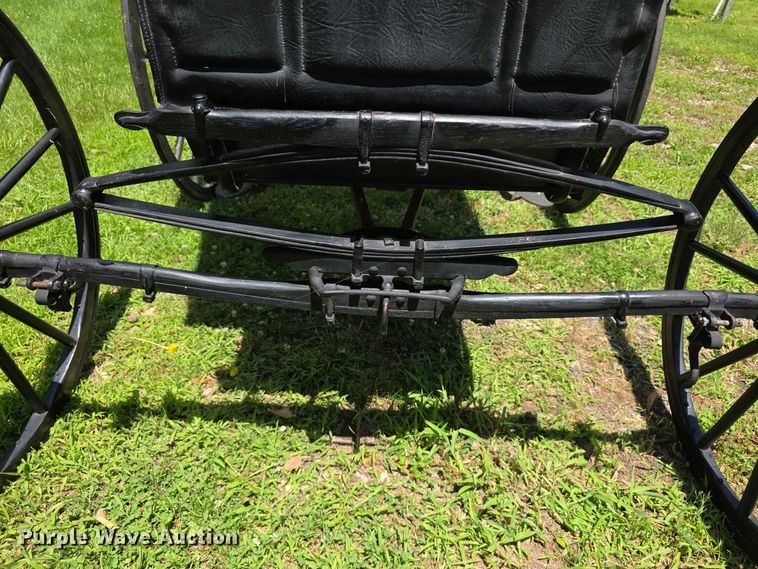 image for item EV2270 Moline horse buggy