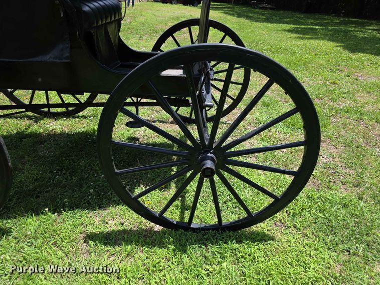 image for item EV2270 Moline horse buggy
