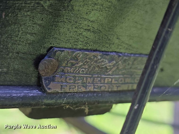 image for item EV2270 Moline horse buggy