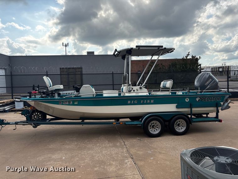 image for item EV2996 1995 Predator Boats 222 boat