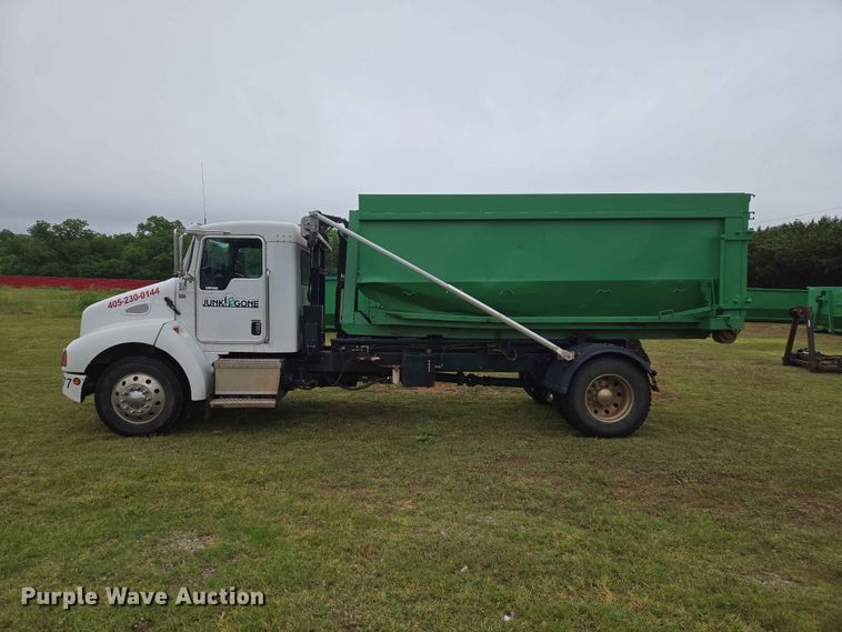 image for item EW0180 2006 Kenworth T300 hook lift truck