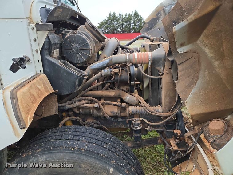image for item EW0180 2006 Kenworth T300 hook lift truck