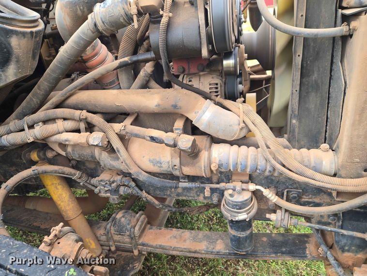 image for item EW0180 2006 Kenworth T300 hook lift truck