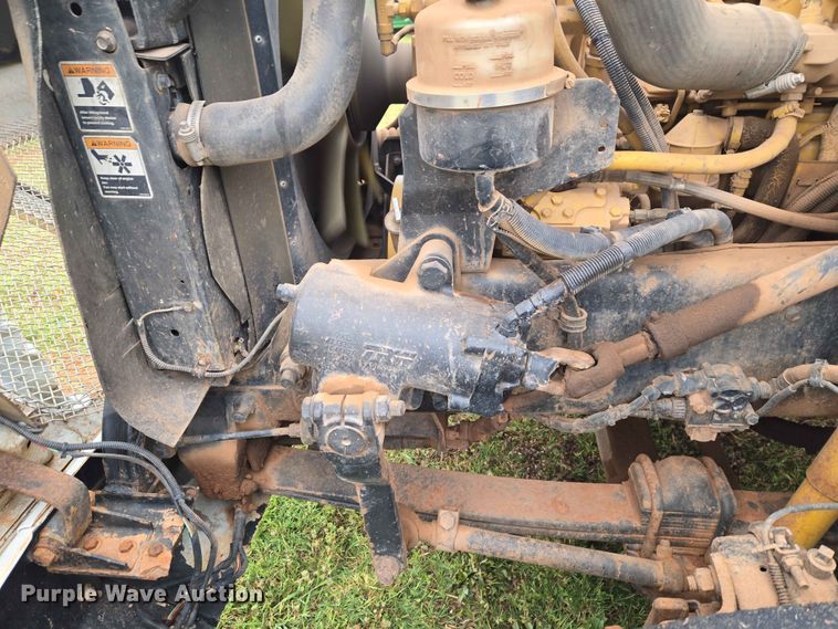 image for item EW0180 2006 Kenworth T300 hook lift truck
