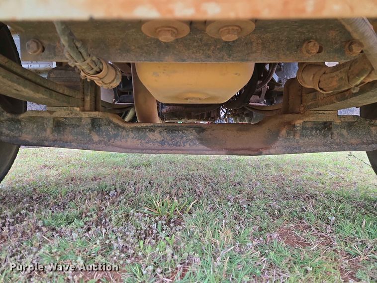 image for item EW0180 2006 Kenworth T300 hook lift truck