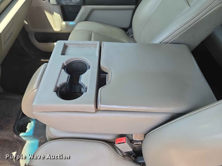image for item EW0304 2019 Ford F250 Super Duty Crew Cab pickup truck