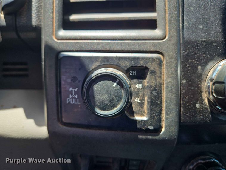 image for item EW0304 2019 Ford F250 Super Duty Crew Cab pickup truck