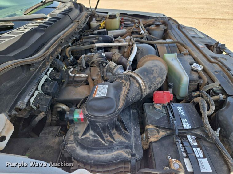image for item EW0304 2019 Ford F250 Super Duty Crew Cab pickup truck