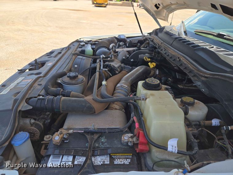 image for item EW0304 2019 Ford F250 Super Duty Crew Cab pickup truck