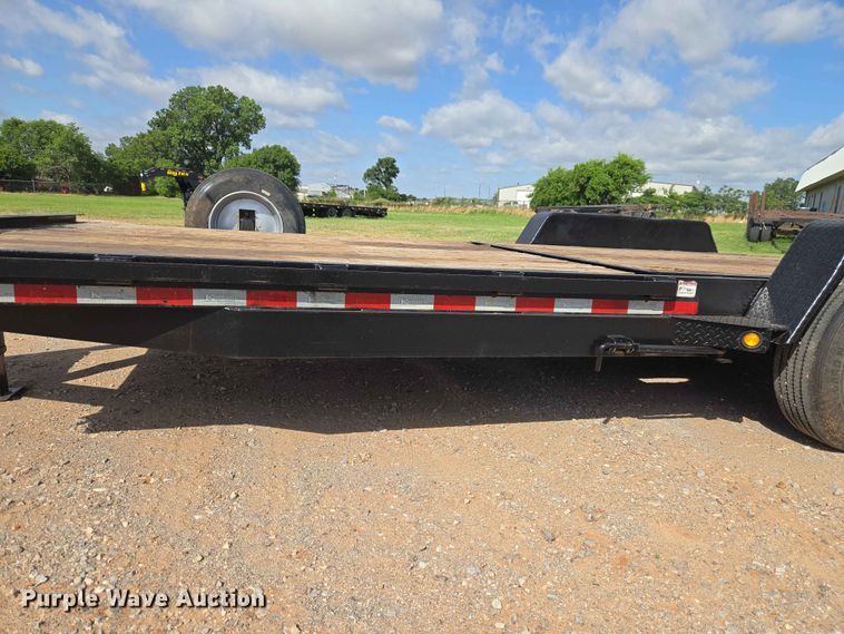 image for item EW0305 2021 Kaufman tilt deck utility trailer