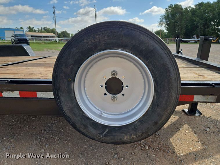image for item EW0305 2021 Kaufman tilt deck utility trailer