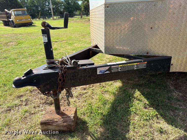 image for item EW0317 2012 Horton Vans enclosed cargo trailer